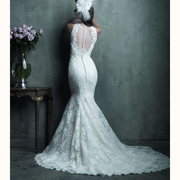 Allure Bridal C280 Wedding Dress 👰 - Picture 7 of 12